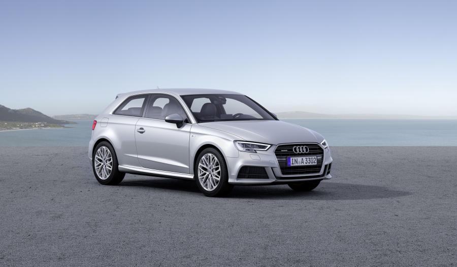 Audi A3 2.0 TDI Quattro S-Line (8V) 2016 года  (фото 9 из 18)